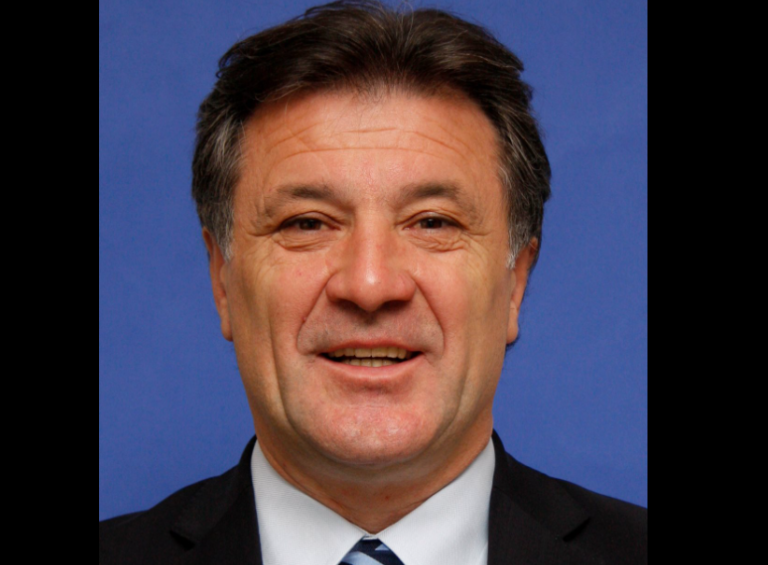 Mamić objavio mailove rezervacije za put suca Vekića u Dubai. “Nadam se da će sada supruzi gospodina Vekića biti jasnija ona laž koju joj je muž prodao”