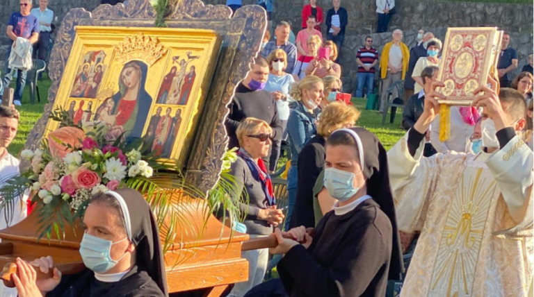 Proslavljena svetkovina Gospe Trsatske, Kraljice Jadrana i suzaštitnice grada Rijeke. Proslavljena i 730. obljetnica svetišta…