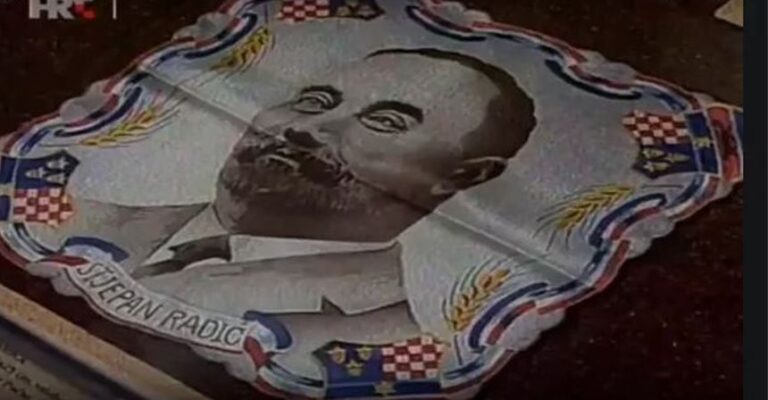 “Dan kada su pali balvani” To je dan kada su pale sve maske bratstva i jedinstva, srušila se kula od karata zvana Jugoslavija!