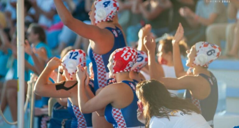 HRVATICE ‘POTOPILE‘ SRPKINJE I PLASIRALE SE U ČETVRTFINALE EP! ‘OVO JE SLATKA I VELIKA POBJEDA‘