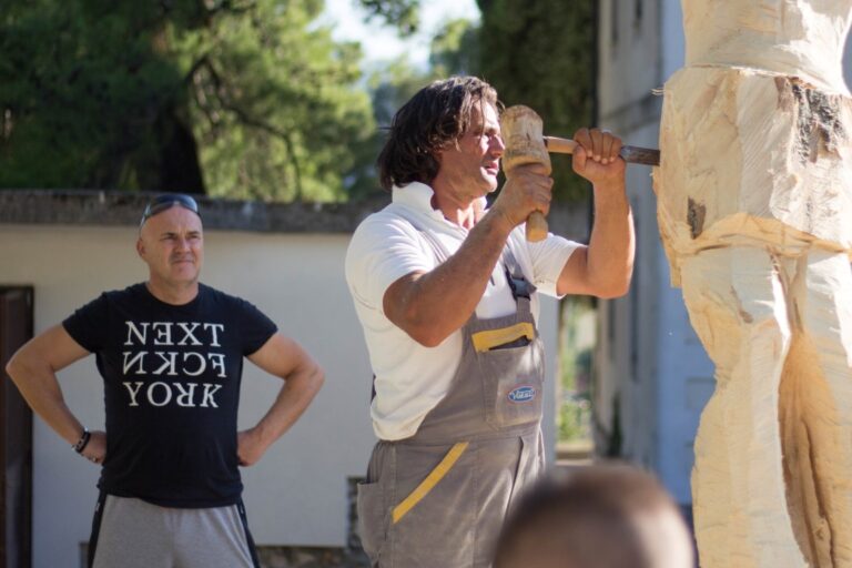 Likovna kolonija u čast Zvonku Bušiću: Volimo te i nikad te nećemo zaboraviti