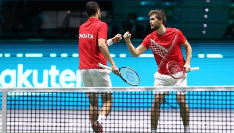DAVIS CUP; HRVATSKA JE U POLUFINALU! NAJBOLJI PAR SVIJETA SRUŠIO TALIJANE U ODLUČUJUĆEM MEČU