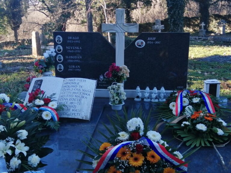 FOTO Na današnji dan 1992. godine u Erveniku nedaleko od Benkovca na monstruozan način ubijena je hrvatska obitelj Čengić…