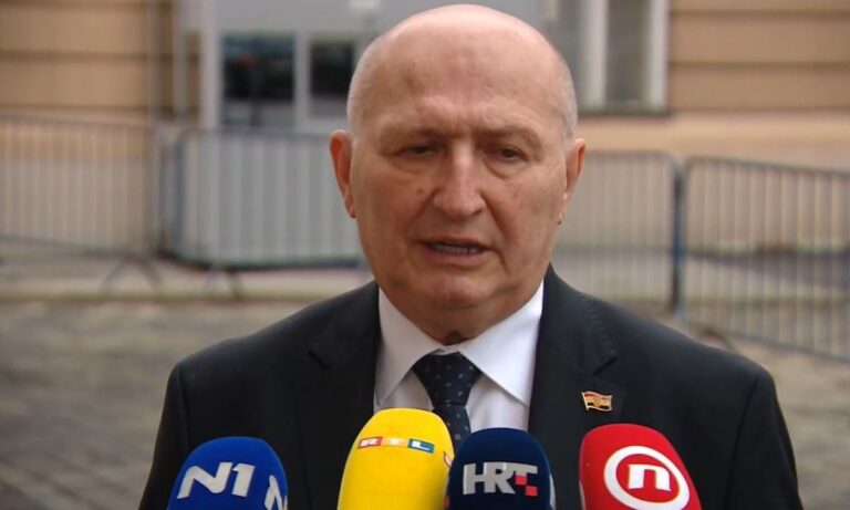 VIDEO Ustavni sud donio odluke- Šeparović: Ukinuta odluka Stožera, bez COVID potvrda na fakultetima.Građanima na izbor ostavljeno da se cijepe ili testiraju