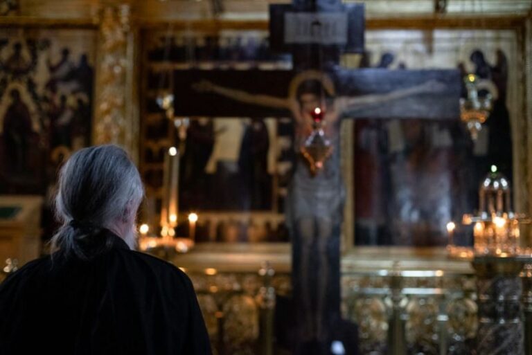 U Rusiji uhićen svećenik jer je propovijedao protiv rata