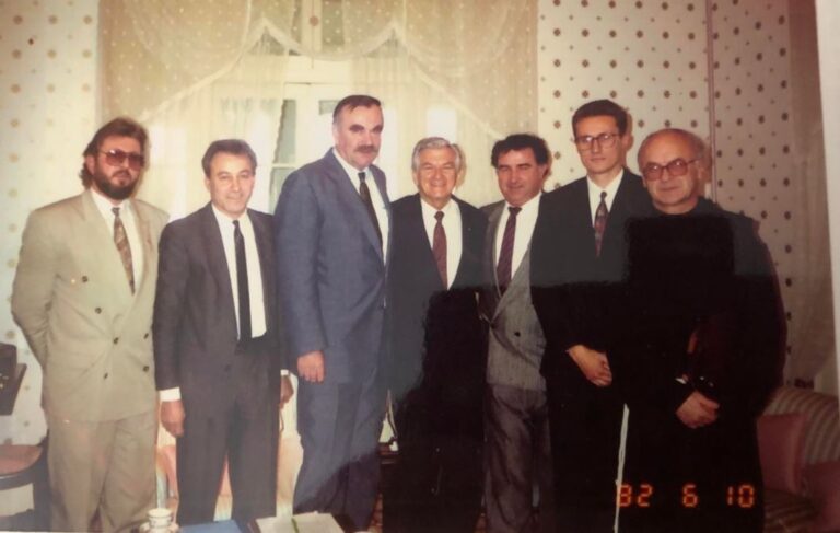 OVO SU HRVATI KOJI SU U AUSTRALIJI LOBIRALI KOD PREMIJERA AUSTRALIJE BOBA HAWKEA ZA PRIZNANJE HRVATSKE!