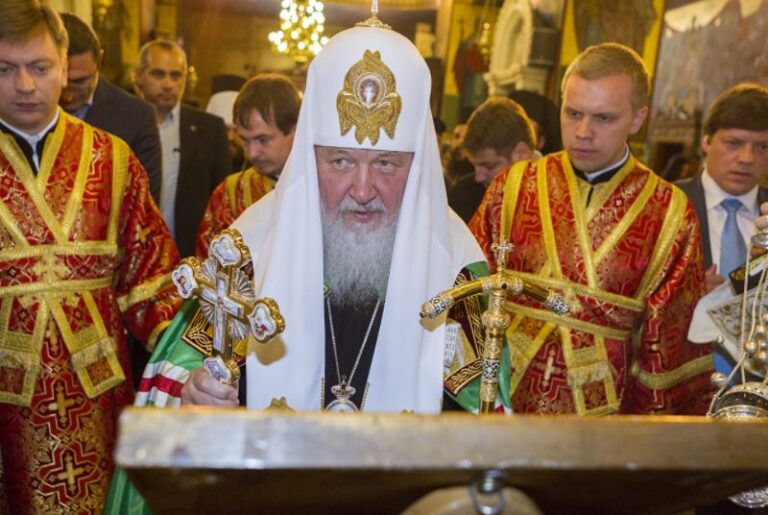 (FOTO) POGLAVAR RUSKE PRAVOSLAVNE CRKVE  Patrijarh Kiril: Tko ne podržava rat u Ukrajini, odbija nositi Kristov križ