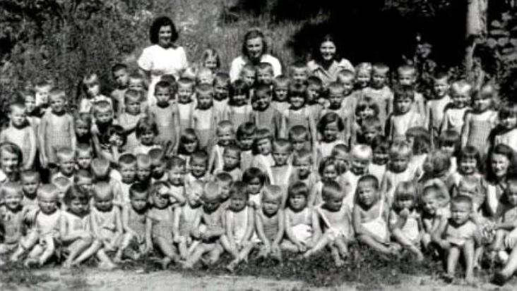 VIDEO: SVJEDOČANSTVA DJECE SA KRIŽNOG PUTA KOJU SU PARTIZANI TRGALI MAJKAMA IZ NARUČJA, UBIJALI RODITELJE A DJECU ZLOSTAVLJALI ( Djeca s Petrička)