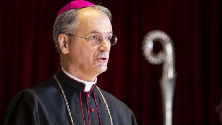 Obraćanje mons. Kutleše prilikom objave preuzimanja službe splitsko-makarskog nadbiskupa…Neka nas Gospodin licem svojim obasja i milostiv nam bude!