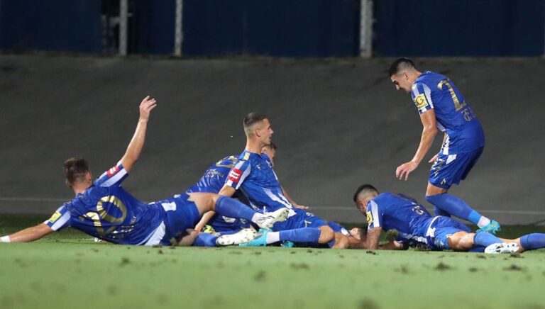 VIDEO=LUDNICA U FINIŠU… Lokomotiva nokautirala Osijek: Bjeličina ekipa vodila do 80. minute, neočekivani junak zabio za preokret…Bjelica-ljut sam kao ris…