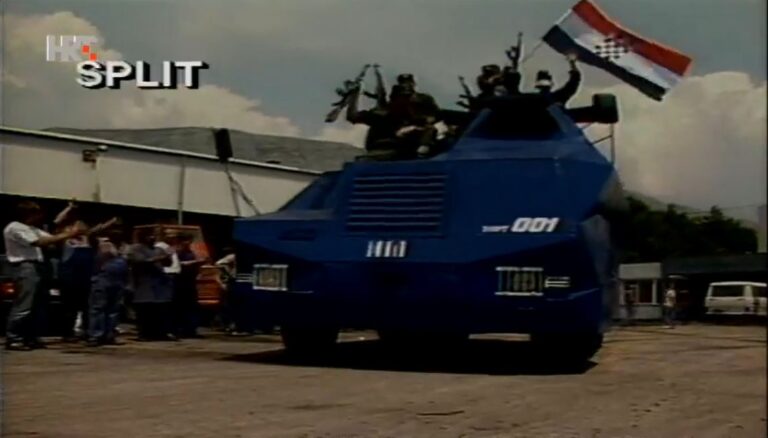 VIDEO 11. srpnja 1992. – Prvi oklopnjak u Domovinskom ratu TIN, nazvan po akronimu Tuđman i narod.