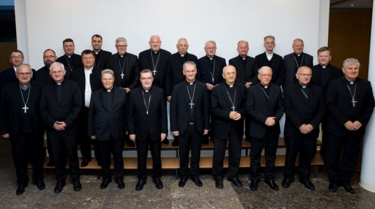 Priopćenje sa 65. zasjedanja Sabora HBK, koje donosimo u cijelosti