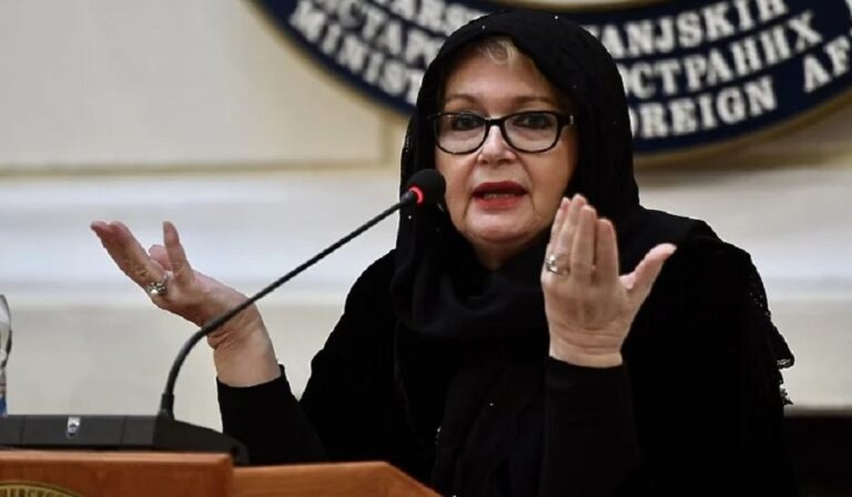 Sarajevo (više) nije mali Teheran…”Pred visokim gostom izvela trik s ma(h)ramom”…