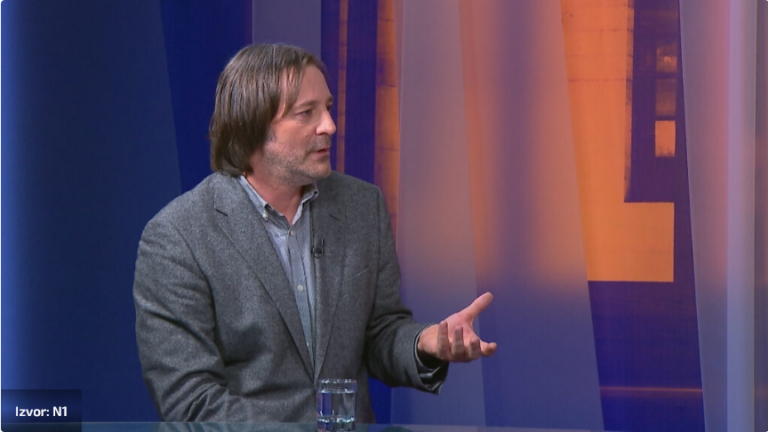 SAŠA KOSANOVIĆ ZAPRIJETIO PRKAČINU ZBOG JASENOVCA: “U uređenoj državi izveli bi te u lisičinama”