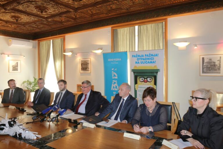 UHIĆENJA U RIJECI ZBOG EU FONDOVA, UPLETENA I (BIVŠA) GRADSKA VLAST?