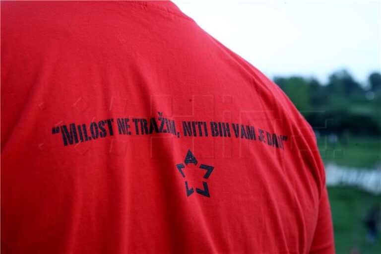 OVO JE PORUKA S TRNJANSKIH KRESOVA: Što mislite o njoj?