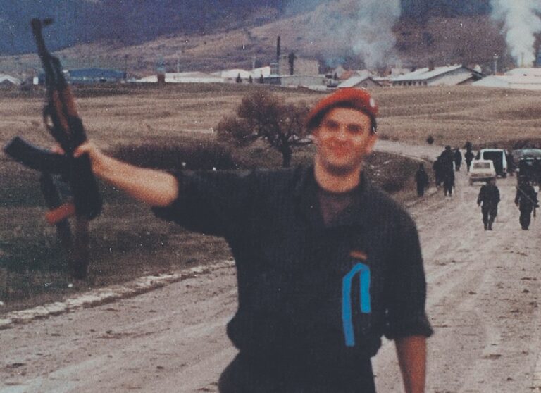 TISUĆE OLUJA PAMTI HRVATSKI NAROD, samo su ratnici svjetla u Oluji ’95 donijeli slobodu svom narodu!