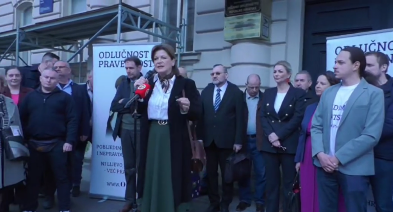 Vidović Krišto ispred zgrade DORH-a: “Započinjemo borbu za istinu”