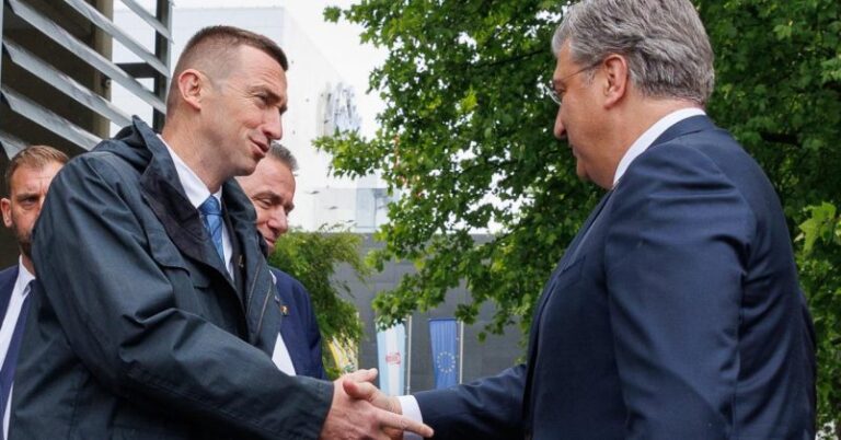  Hvala ti Bože na koaliciji HDZ-a i DP-a