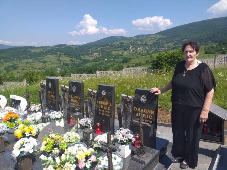 Anici Jurić je Armija BiH pred očima ubila trojicu sinova i muža