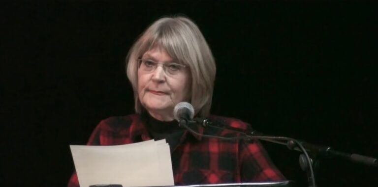 Julienne Bušić: Ne poštujem odluku suda u Sisku. Moja majka nije odgojila budalu