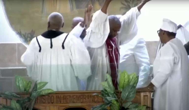 U 69. godini krstio se Denzel Washington: ‘Trebalo je vremena, ali sada sam ovdje!’