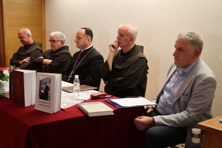 Istina kao zalog pamćenja: Knjige o stradanju franjevaca predstavljene u Mostaru